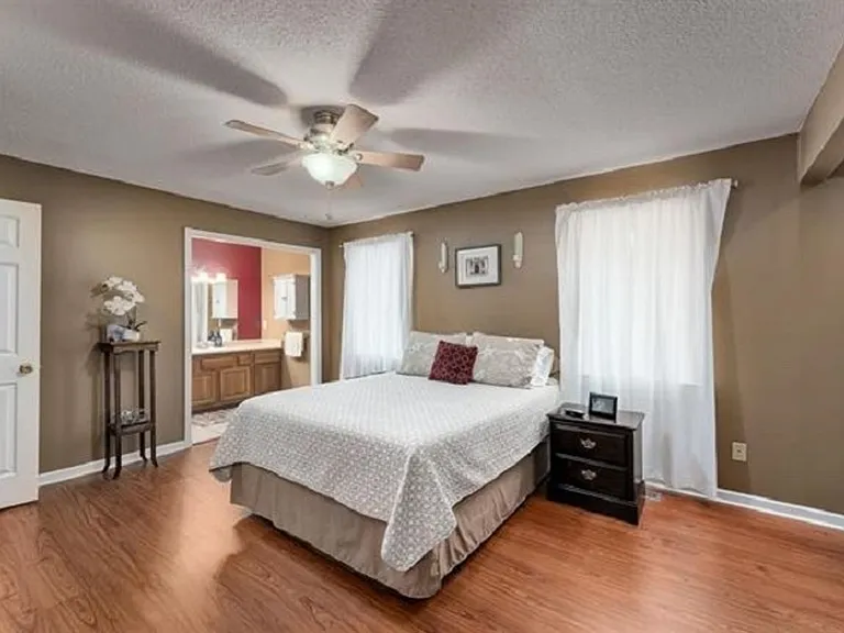 285 County Road 1387 — Photo 16