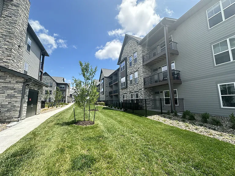 The Depot Luxury Apartments — Photo 17