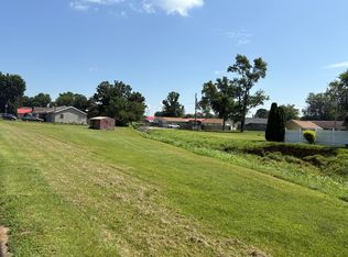 434 16th St, Tell City, IN 47586