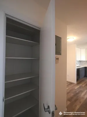 Rented by Sovereign Associates | media 22