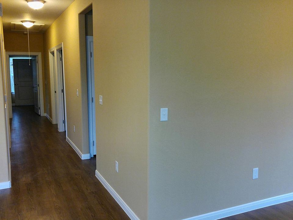 2nd image of 1301 Appomattox Dr