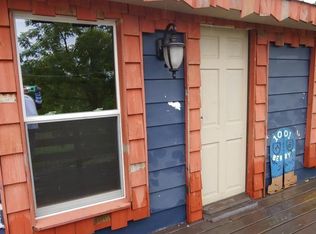 1001 Berry Rd, Elizabethton, TN 37643