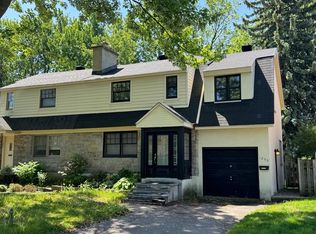 1290 Chemin Waterloo, Mont Royal, QC H3R 2L2