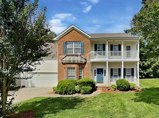 512 Grantham Ln, Charlotte, NC 28262