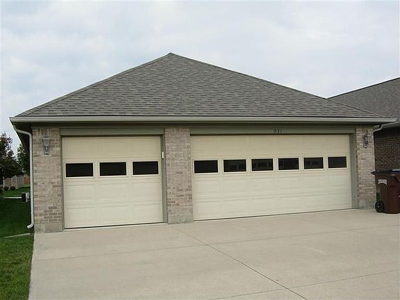 3rd image of 931 Wright Ave