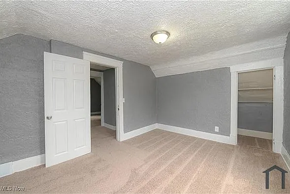 3337 E 143rd St — Photo 32