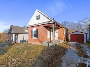 1307 N 13th St, Saint Joseph, MO 64501