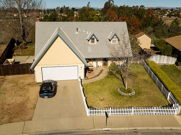 2nd image of 349 El Cerrito