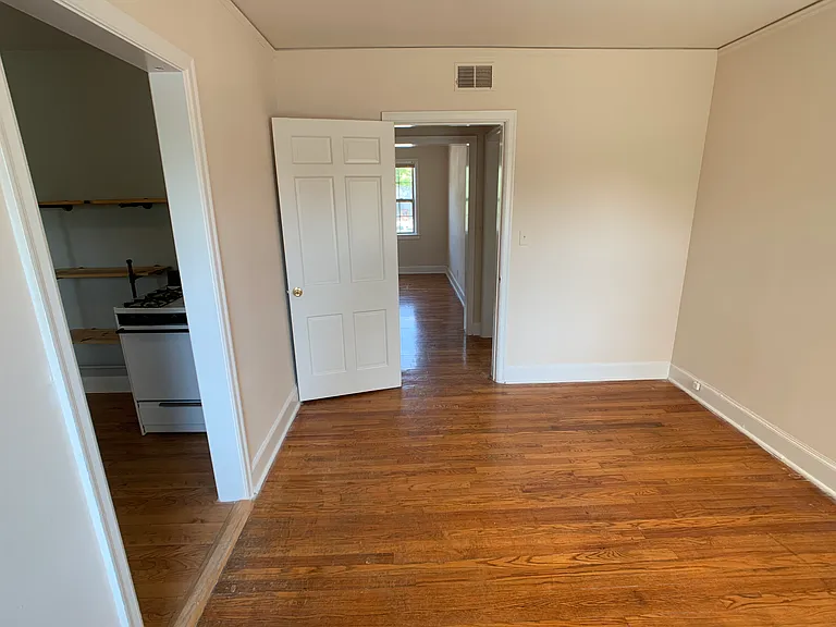 917 Oxmoor Rd #201 — Photo 24