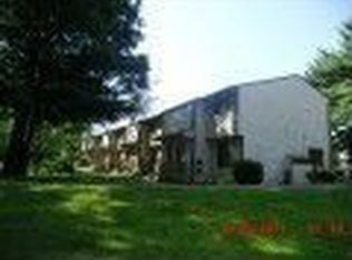 153 Cottonwood Rd, Newington, CT 06111