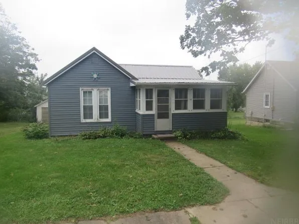 110 Anamosa Ave, Onslow, IA 52321