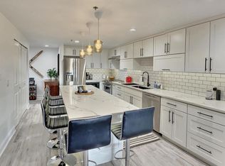 8745 Greenwood Ave N SUITE A, Seattle, WA 98103