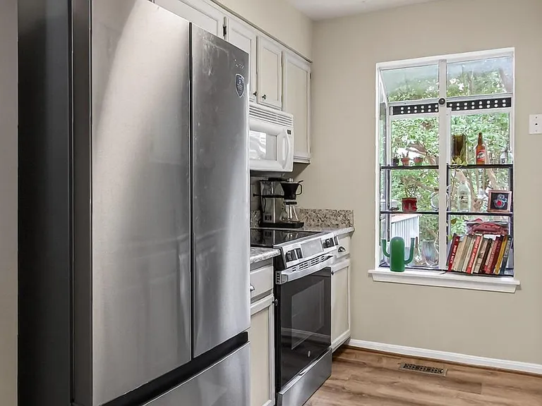 9694 Poindexter Ct — Photo 14