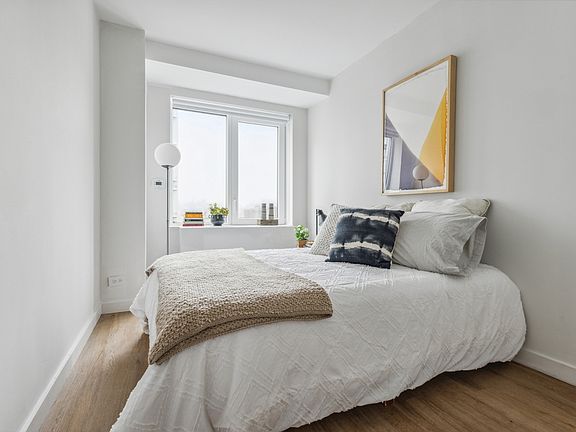 3rd image of 1660 Madison Ave APT 8H