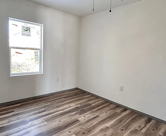 3231 SE 16th St #1 — Photo 10