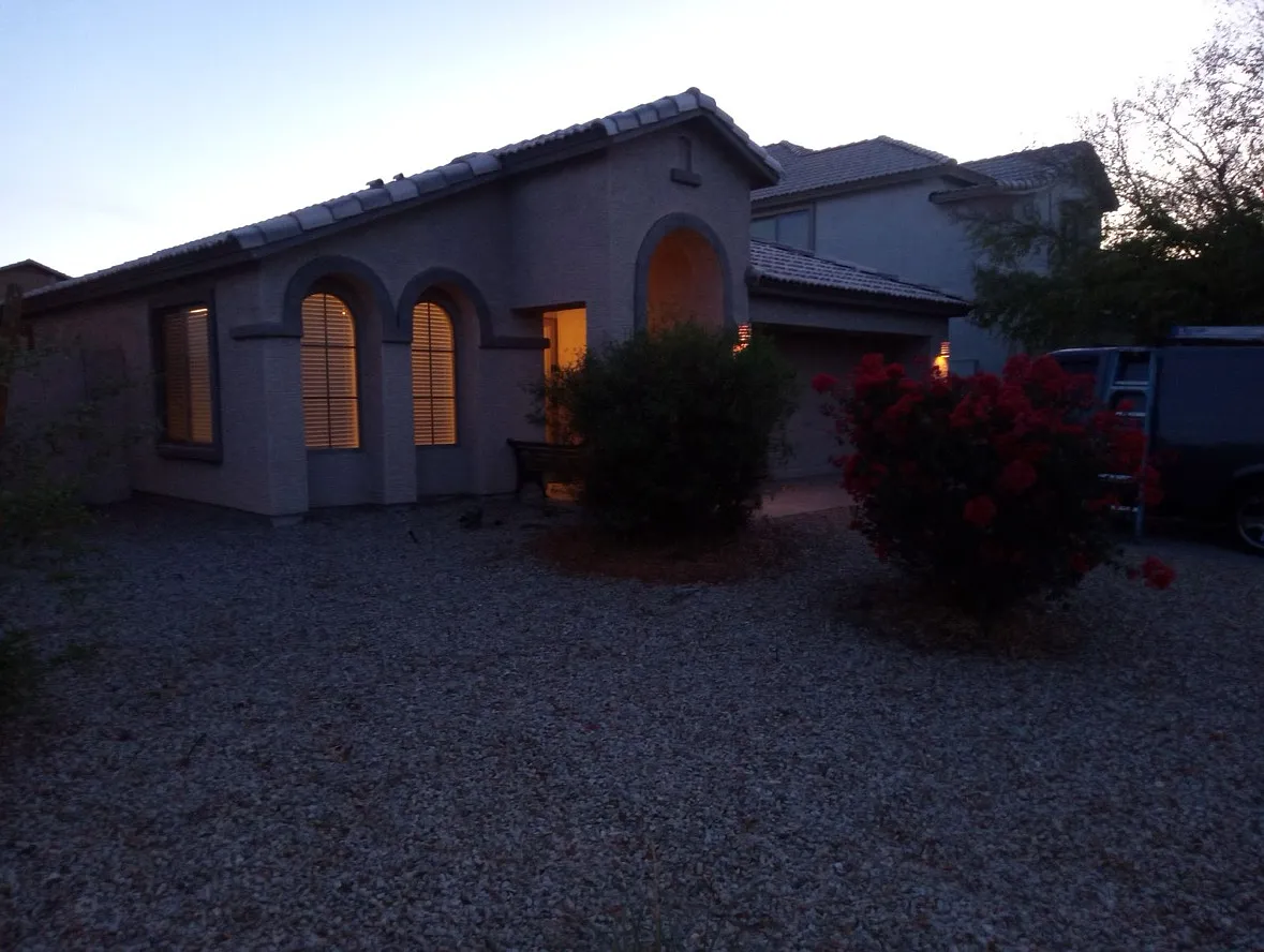 Building Photo - 127 W Yellow Bee Dr
