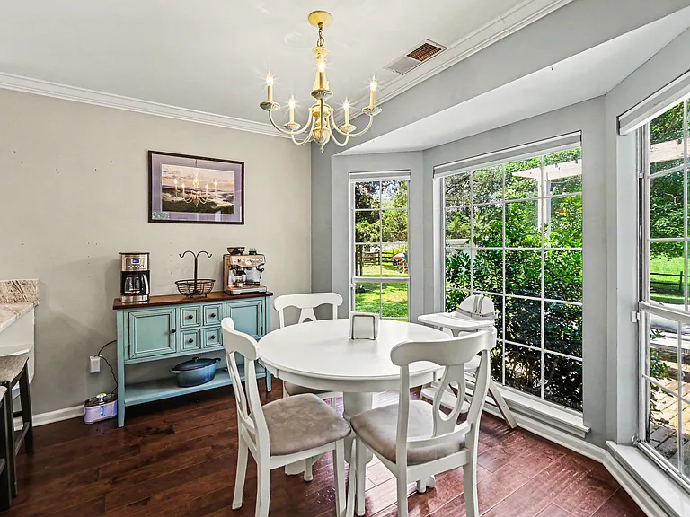 12423 Jacquelyn Ct — Photo 10