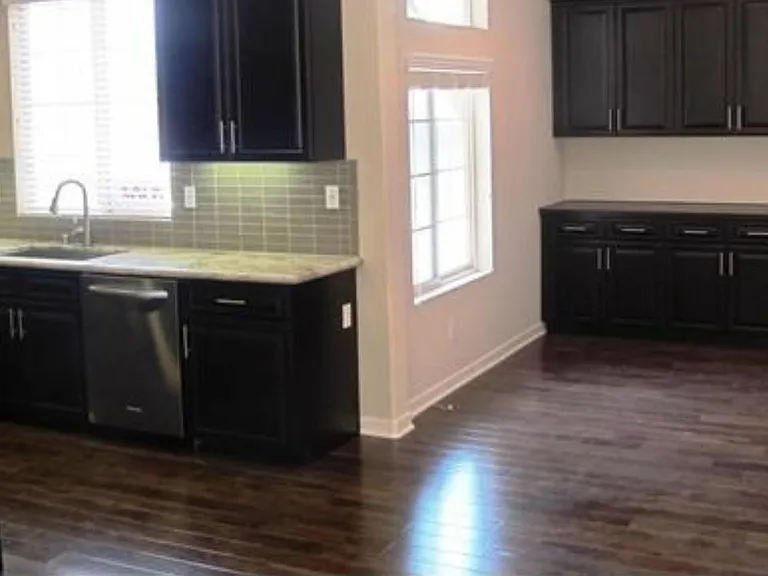 1056 Pearl St #7 — Photo 5
