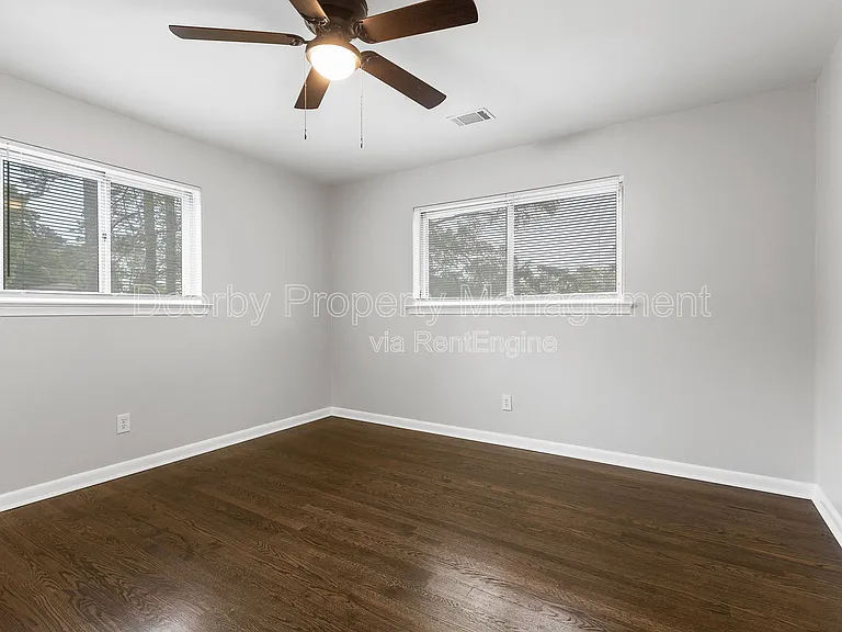 1945 Barrett Dr — Photo 16