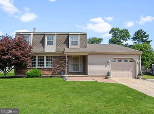 409 N Otter Branch Dr, Glendora, NJ 08029