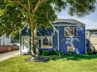 754 S York St, Elmhurst, IL 60126