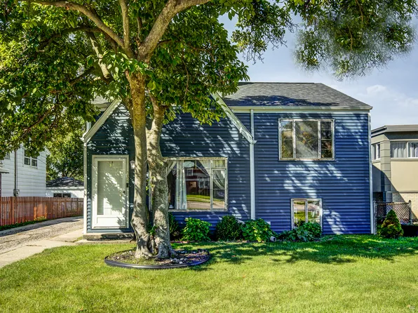 754 S York St, Elmhurst, IL 60126