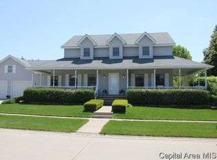 2608 Apple Creek Dr, Springfield, IL 62702