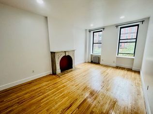 649 9th Ave #3E, New York, NY 10036