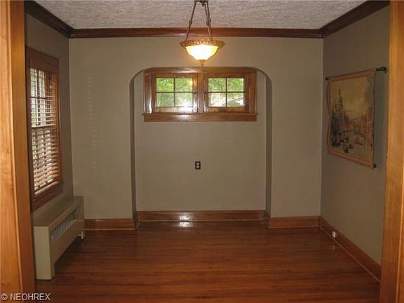 5th image of 34 Wildwood Dr