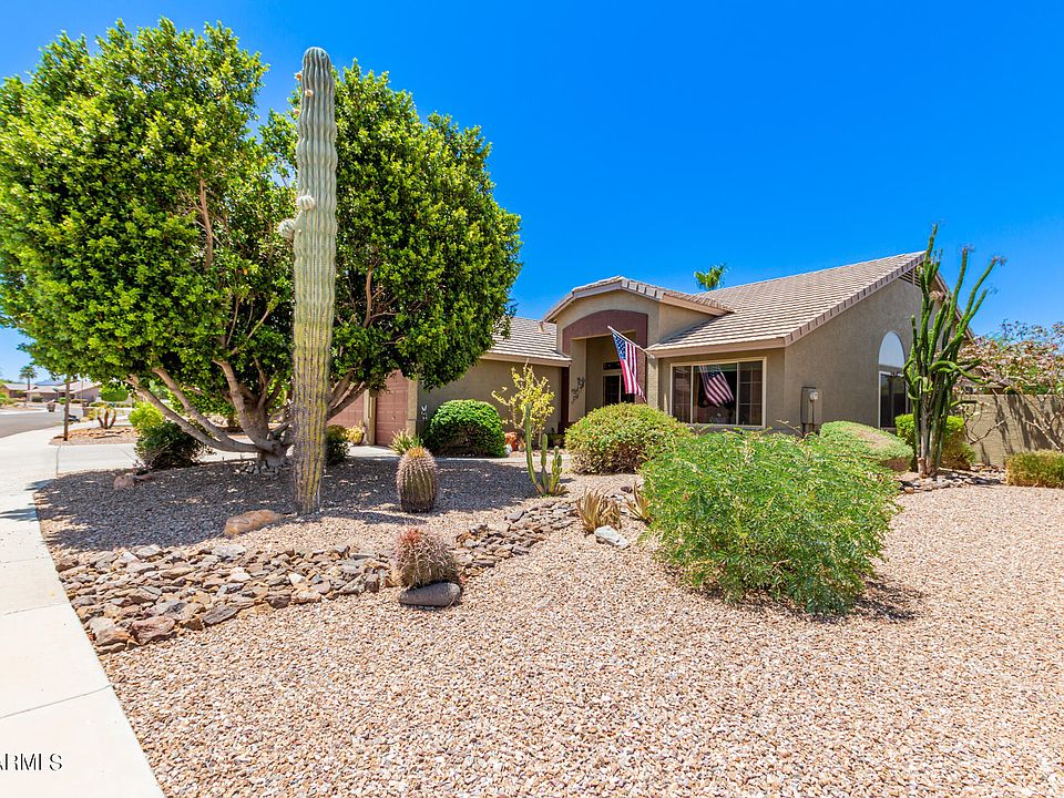 1st image of 18036 W SANTA IRENE Drive