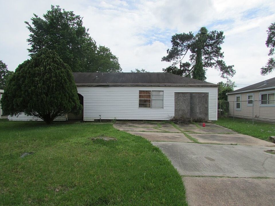 1st image of 7326 Marilyn Ln