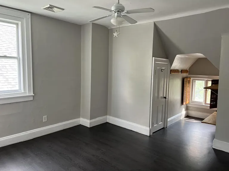 568 Bird Ave #3 — Photo 3