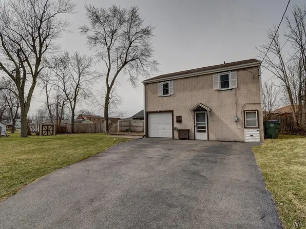 322 Bryant St, Depew, NY 14043