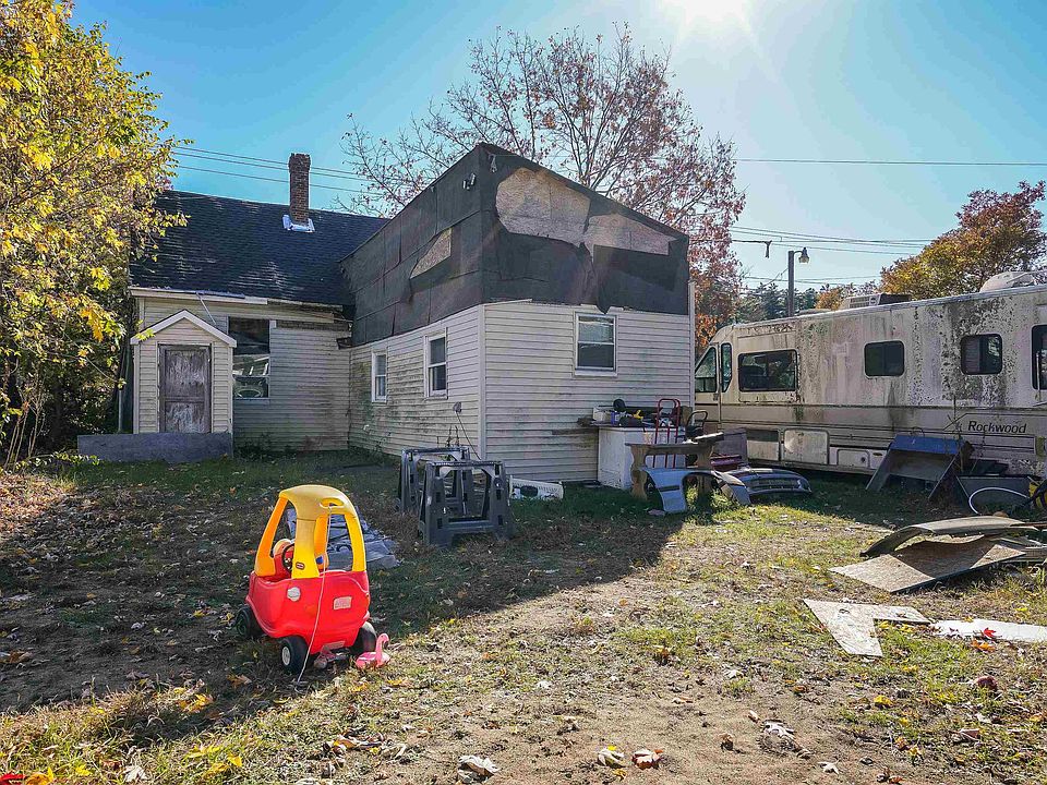 395 Boynton Street, Bedford, NH 03110 Zillow