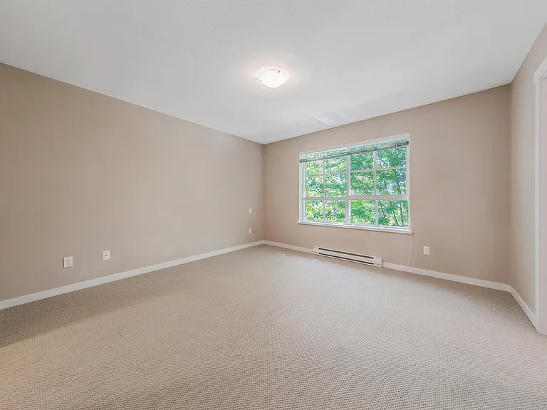 3445 Wilkie Ave #13 — Photo 8