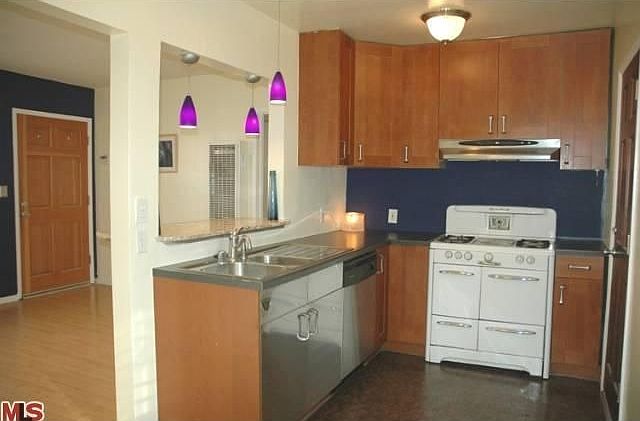 1st image of 11829 Jefferson Blvd