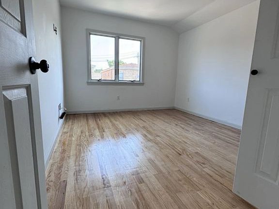 3rd image of 16645 17th Ave Floor 2