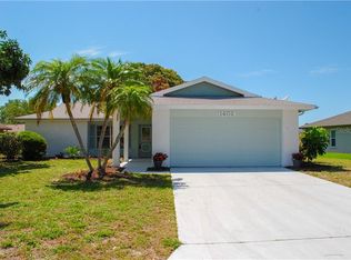 1402 64th St W, Bradenton, FL 34209