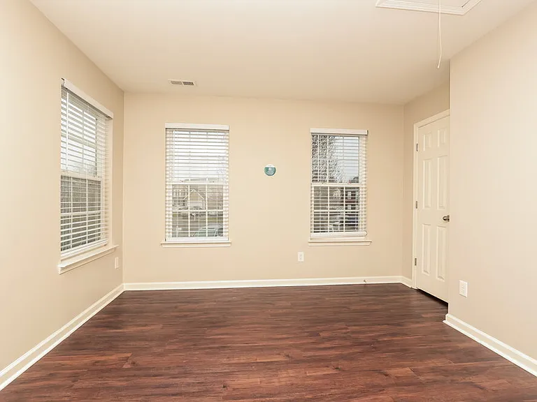 1514 Winter Ct — Photo 16