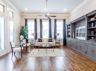 2716 Cohn Garden Ln, Houston, TX 77007