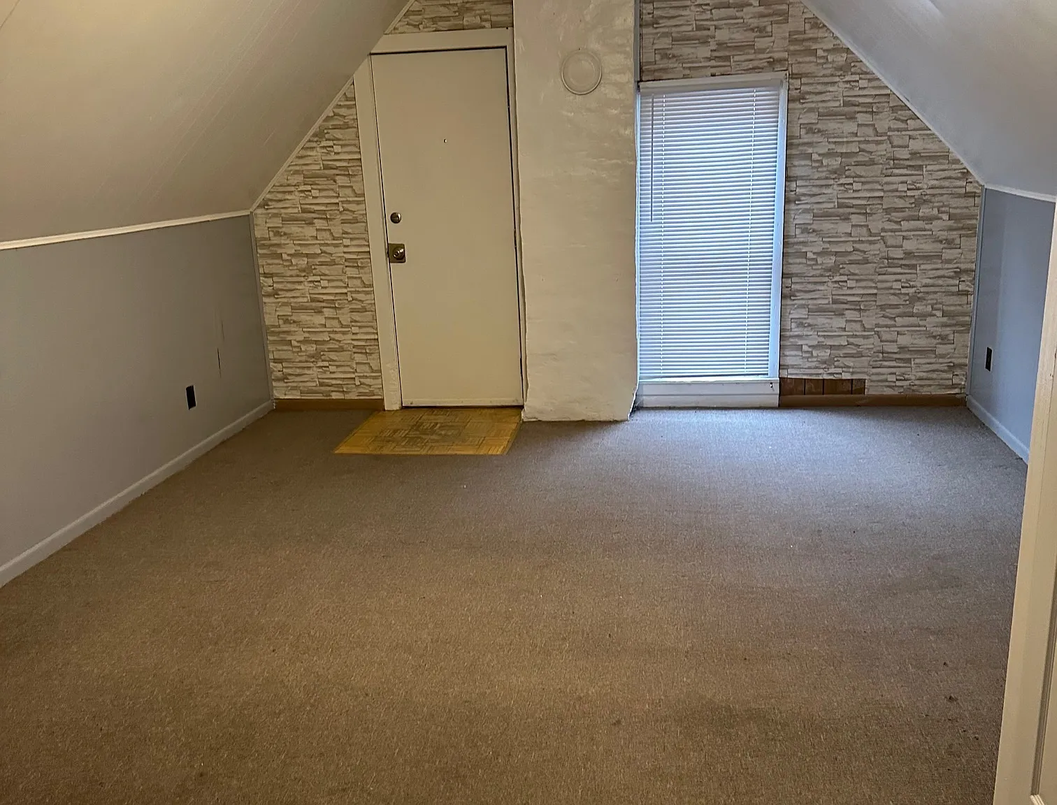 27 Cedar Street - 4 — Photo 3