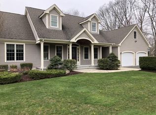 49 Sycamore Ln, Westport, MA 02790