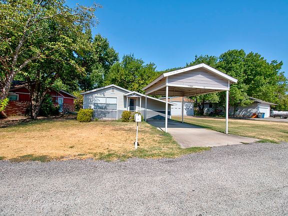 5th image of 111 Faye Cir