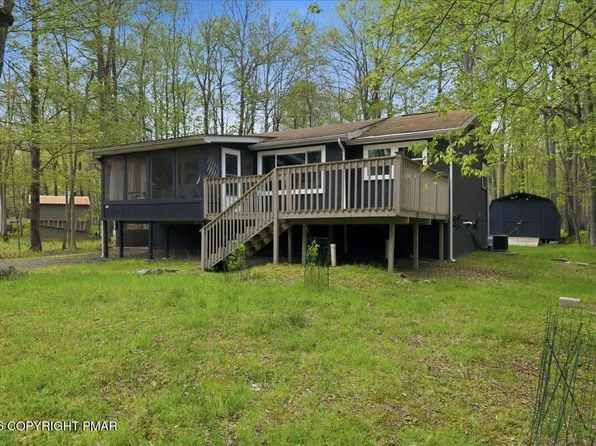 143 Tepee Dr, Pocono Lake, PA 18347