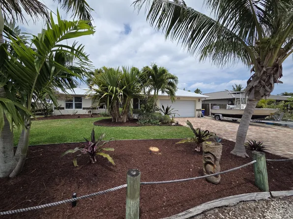 5501 SE Nassau Ter, Stuart, FL 34997