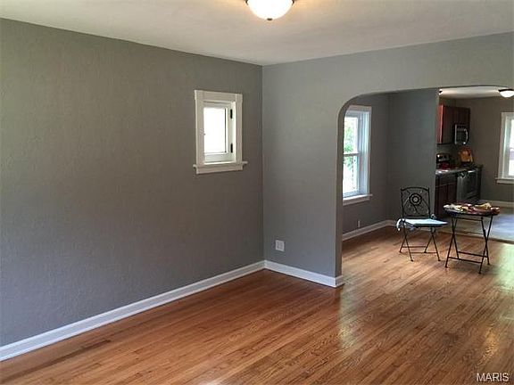 4th image of 723 Marsan Dr