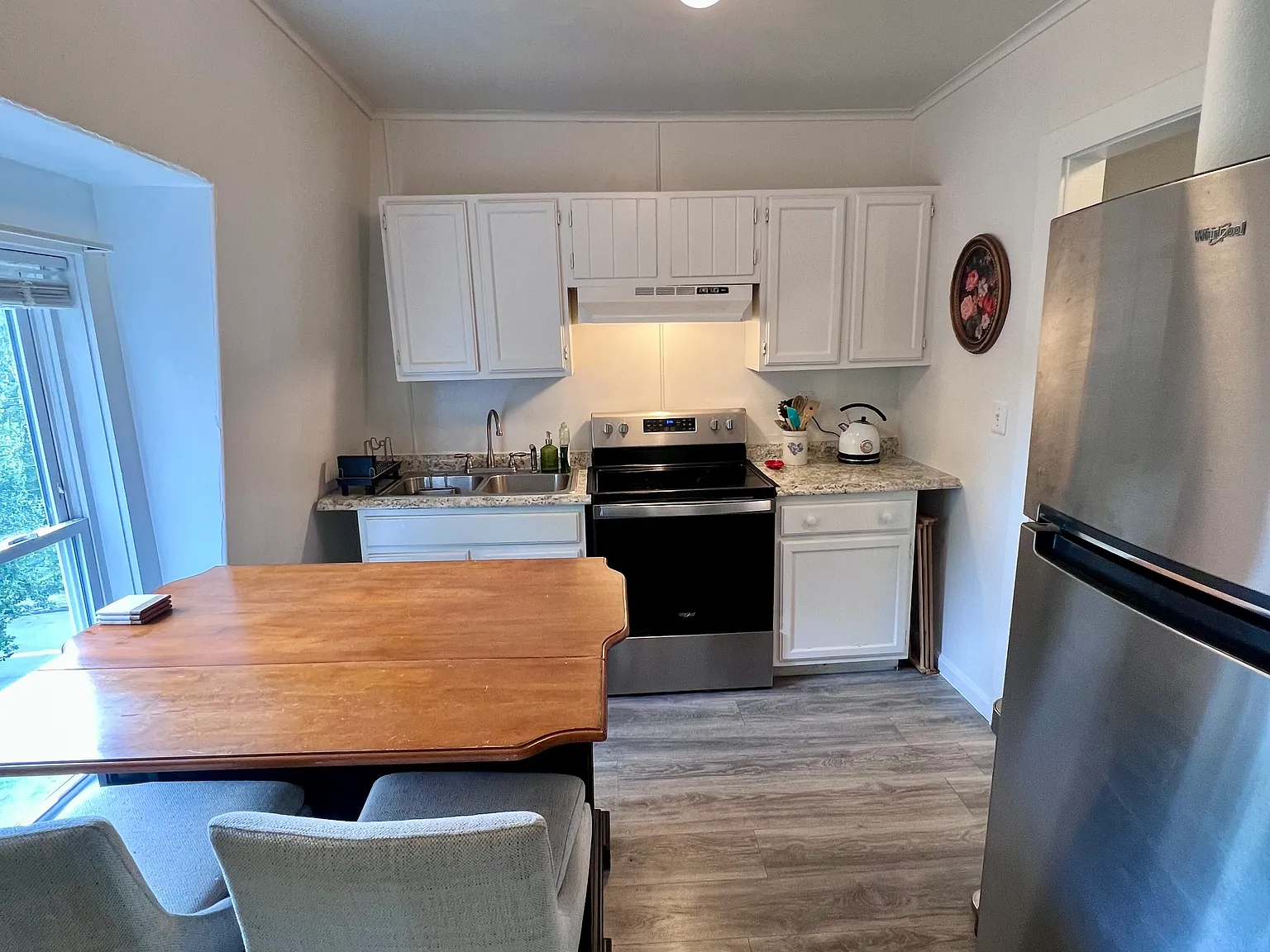 2 bed, 740 sqft, $1,600 — Photo 1