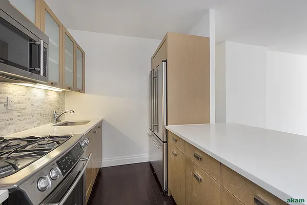 Rented by Akam Sales and Brokerage | media 12