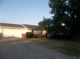502 Sandalwood Ln, Delta, OH 43515