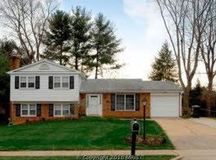 1815 Abbotsford Dr, Vienna, VA 22182